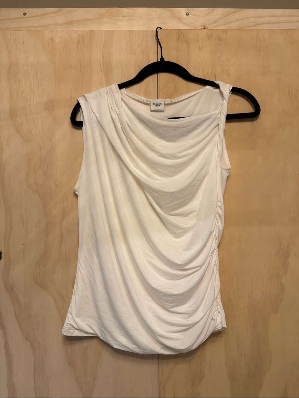 A&F tops - Picture 2 of 2